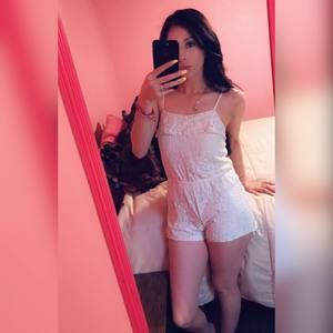Meet your Posher, Alejandra